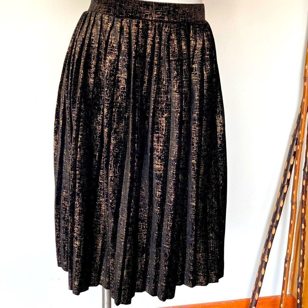 Crimson + clover skirt 